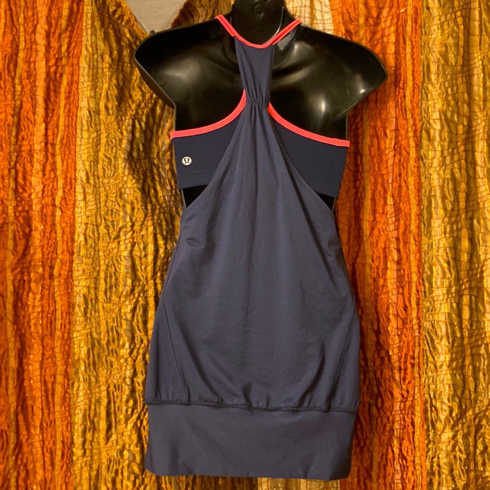 Lululemon tank top with built in sports bra